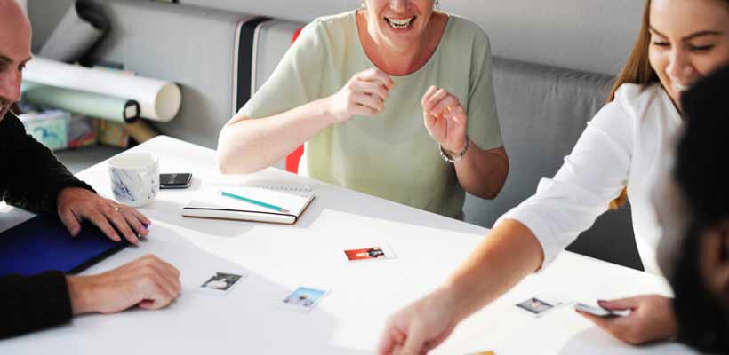 Engaging an audience with sample cases