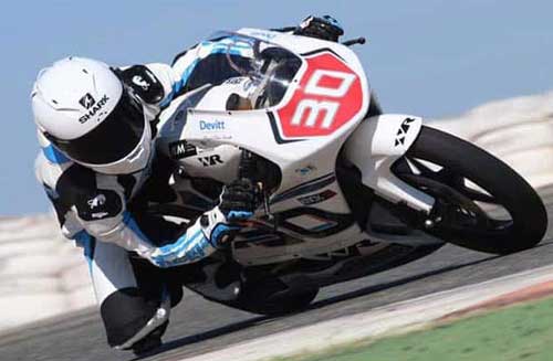 GWP sponsor moto racer rookie Max Cook