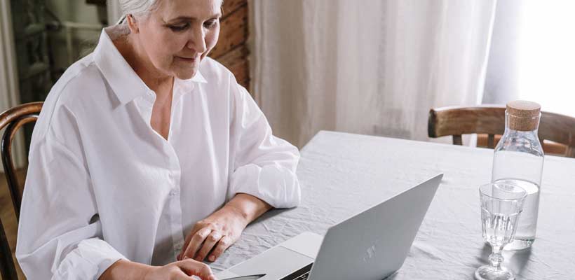 ecommerce consumer demographics