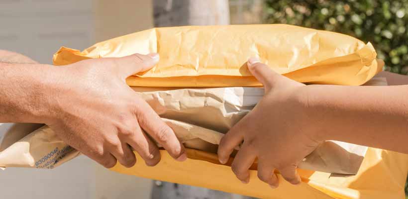 easily separable plastic packaging