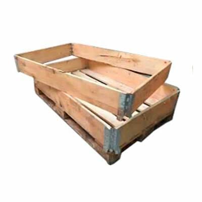 Wooden pallet collars