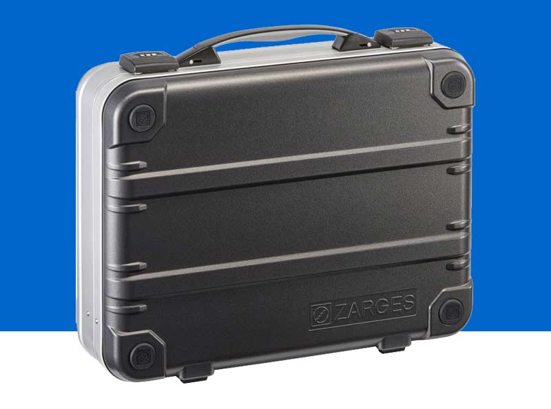 Zarges K411 aluminium carry cases.