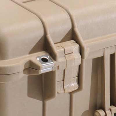 Peli Protector catch